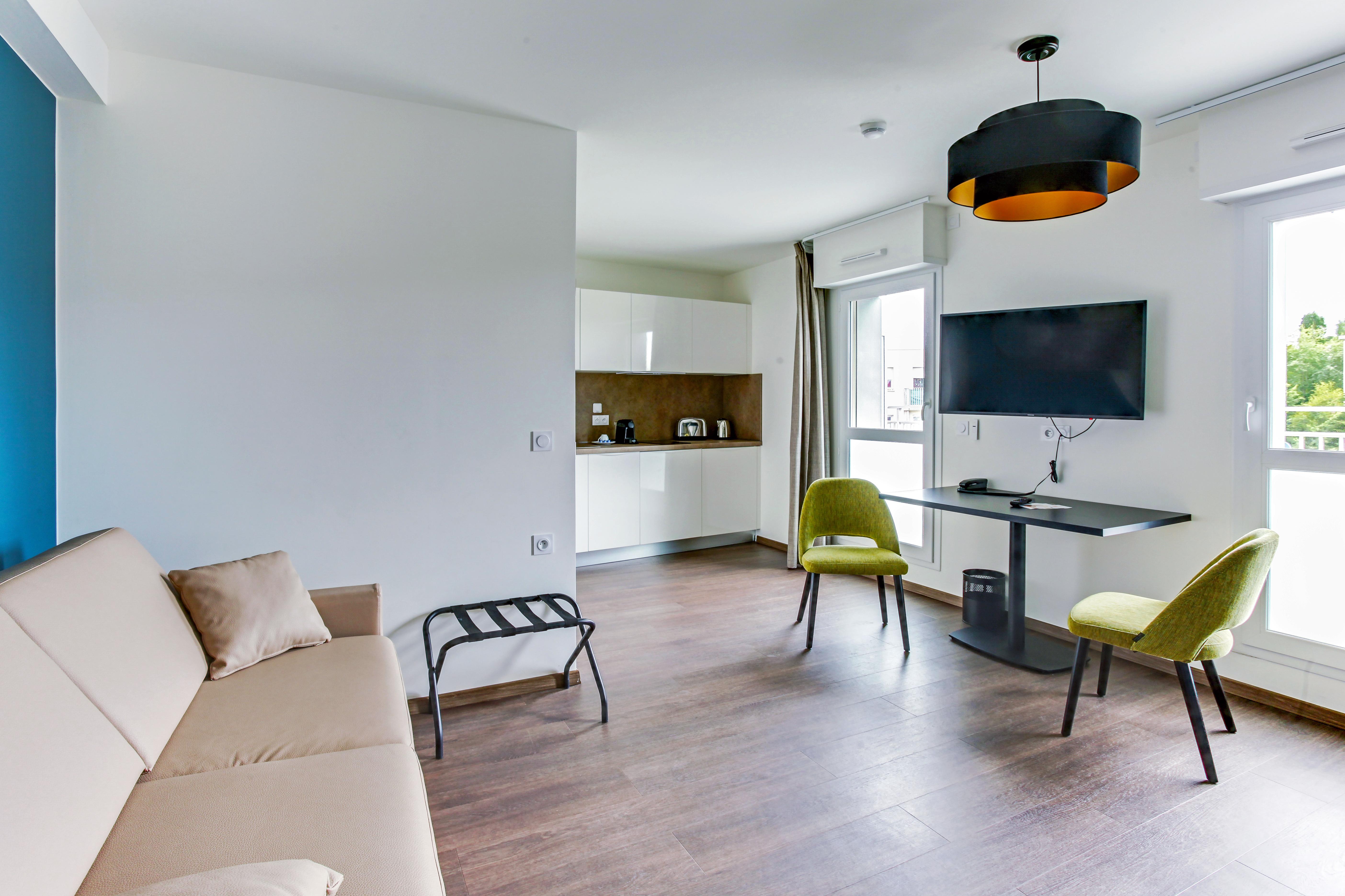 All Suites Appart Hotel Massy Palaiseau Exteriör bild