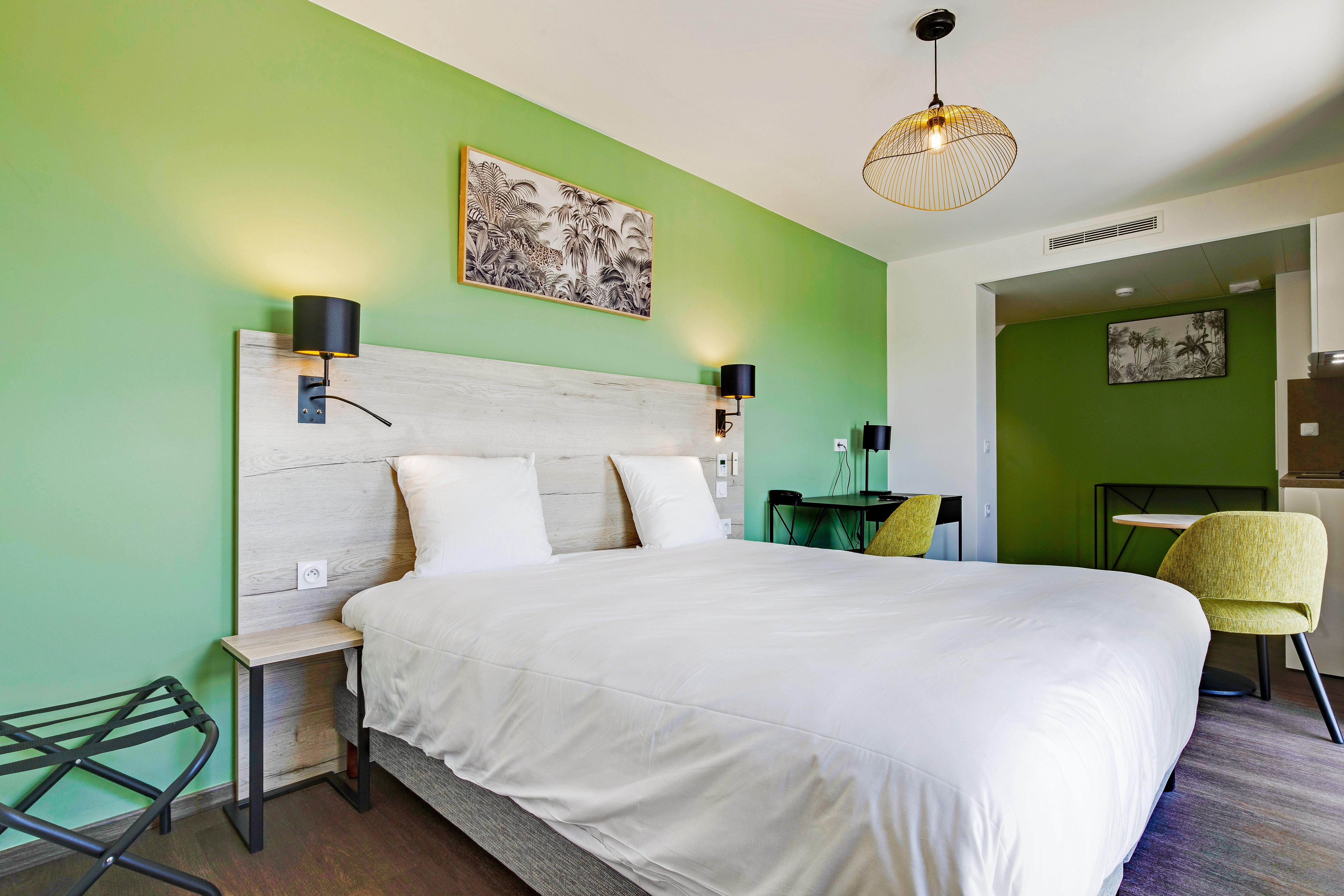 All Suites Appart Hotel Massy Palaiseau Exteriör bild