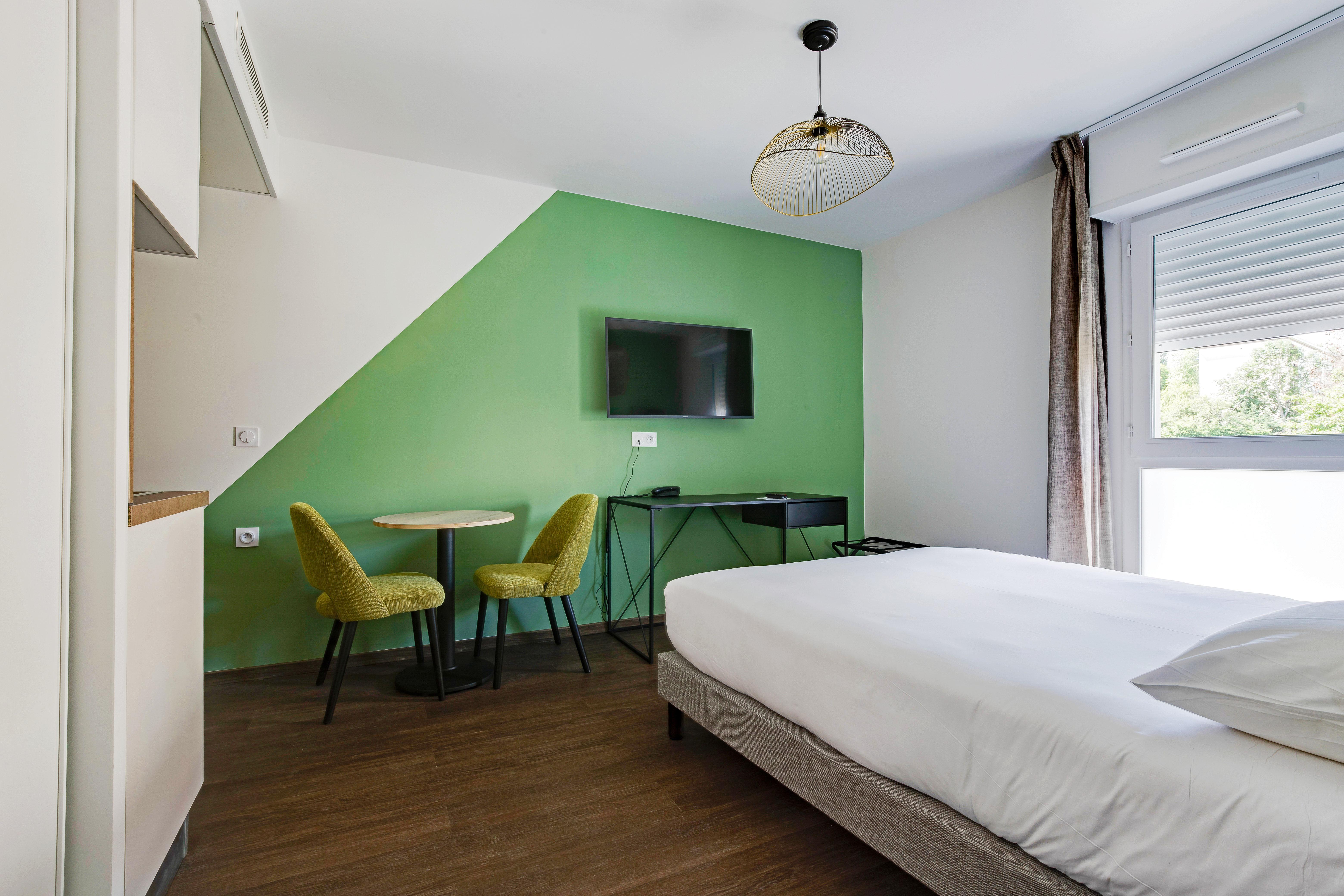 All Suites Appart Hotel Massy Palaiseau Exteriör bild