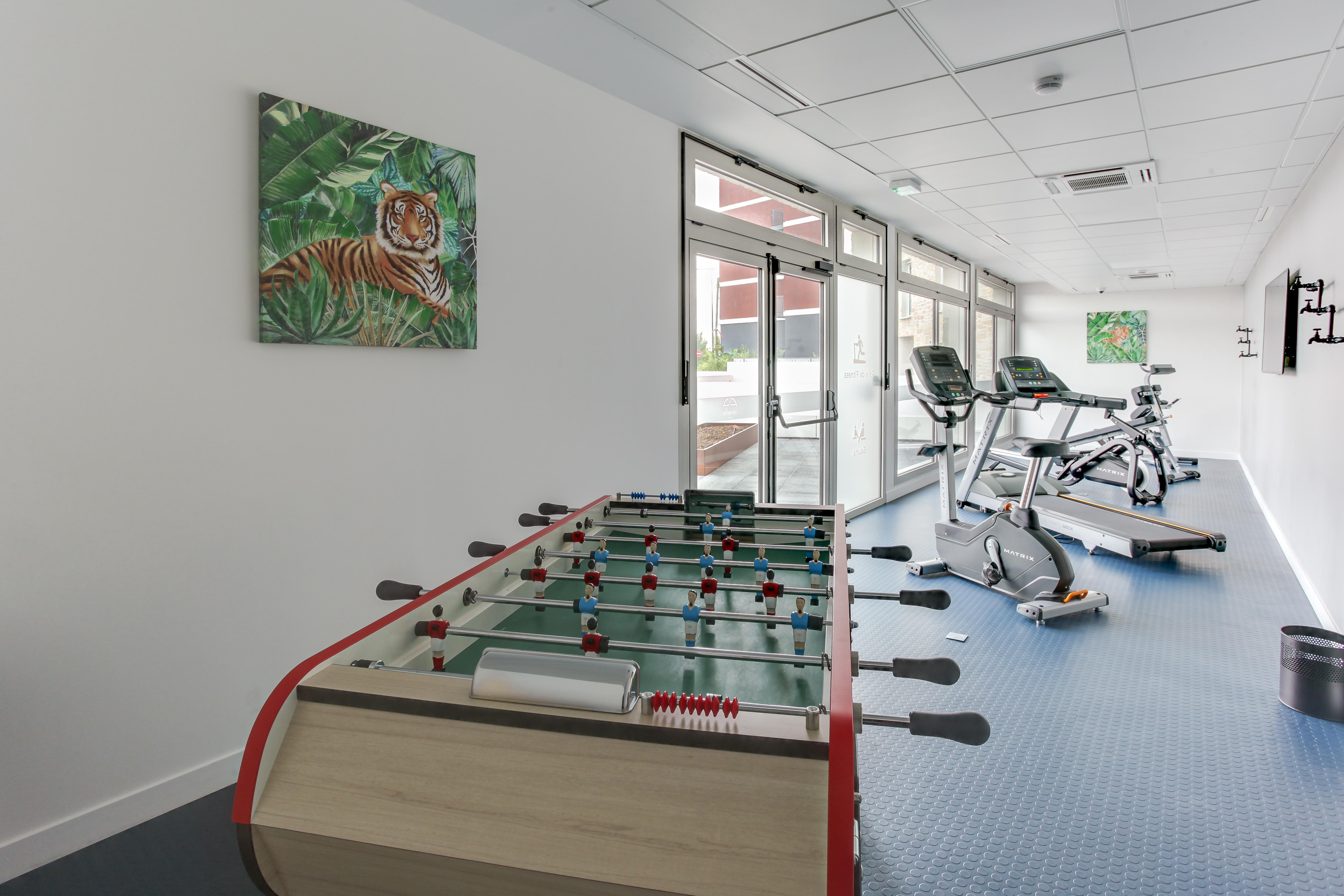 All Suites Appart Hotel Massy Palaiseau Exteriör bild