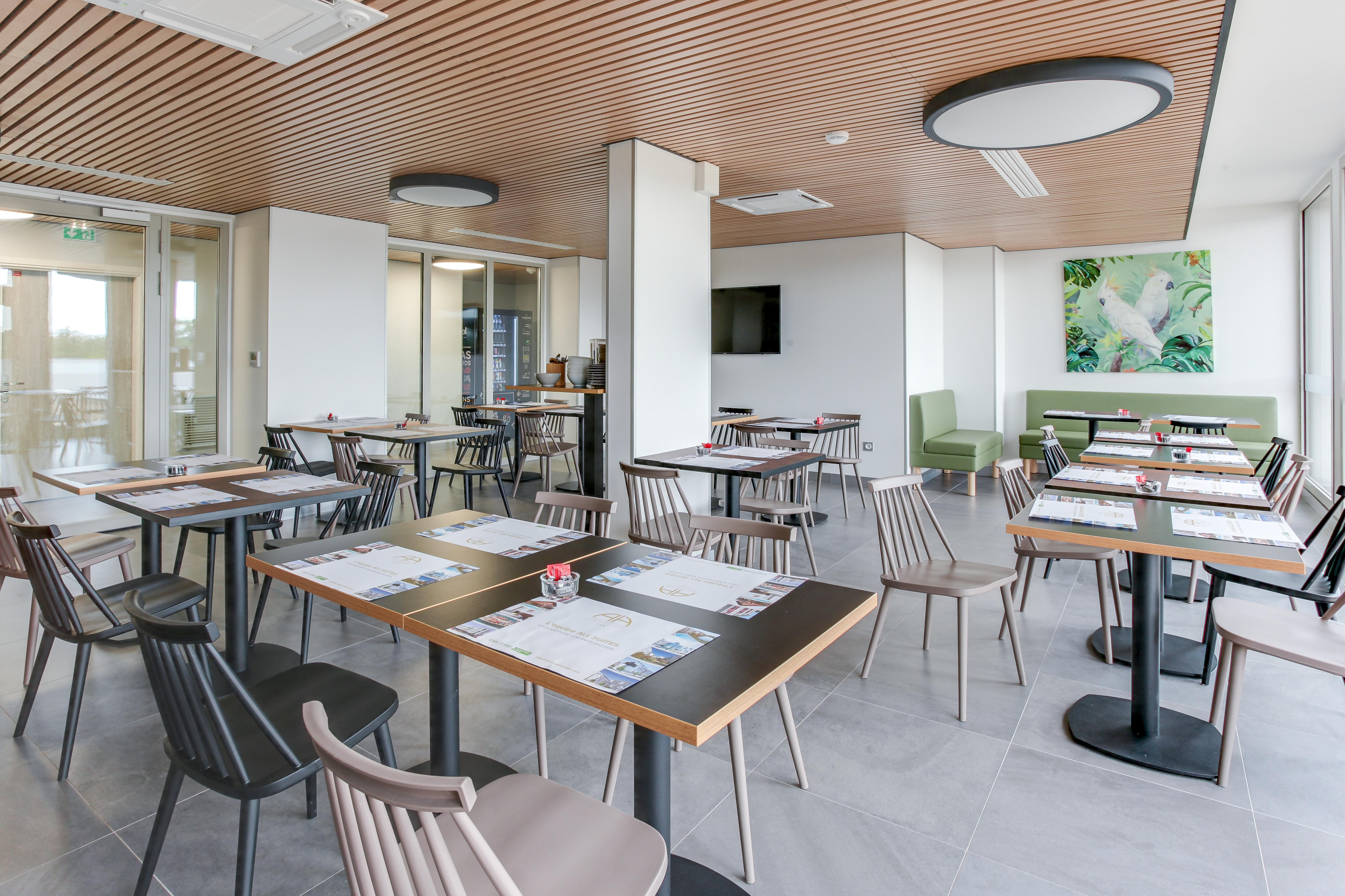 All Suites Appart Hotel Massy Palaiseau Exteriör bild