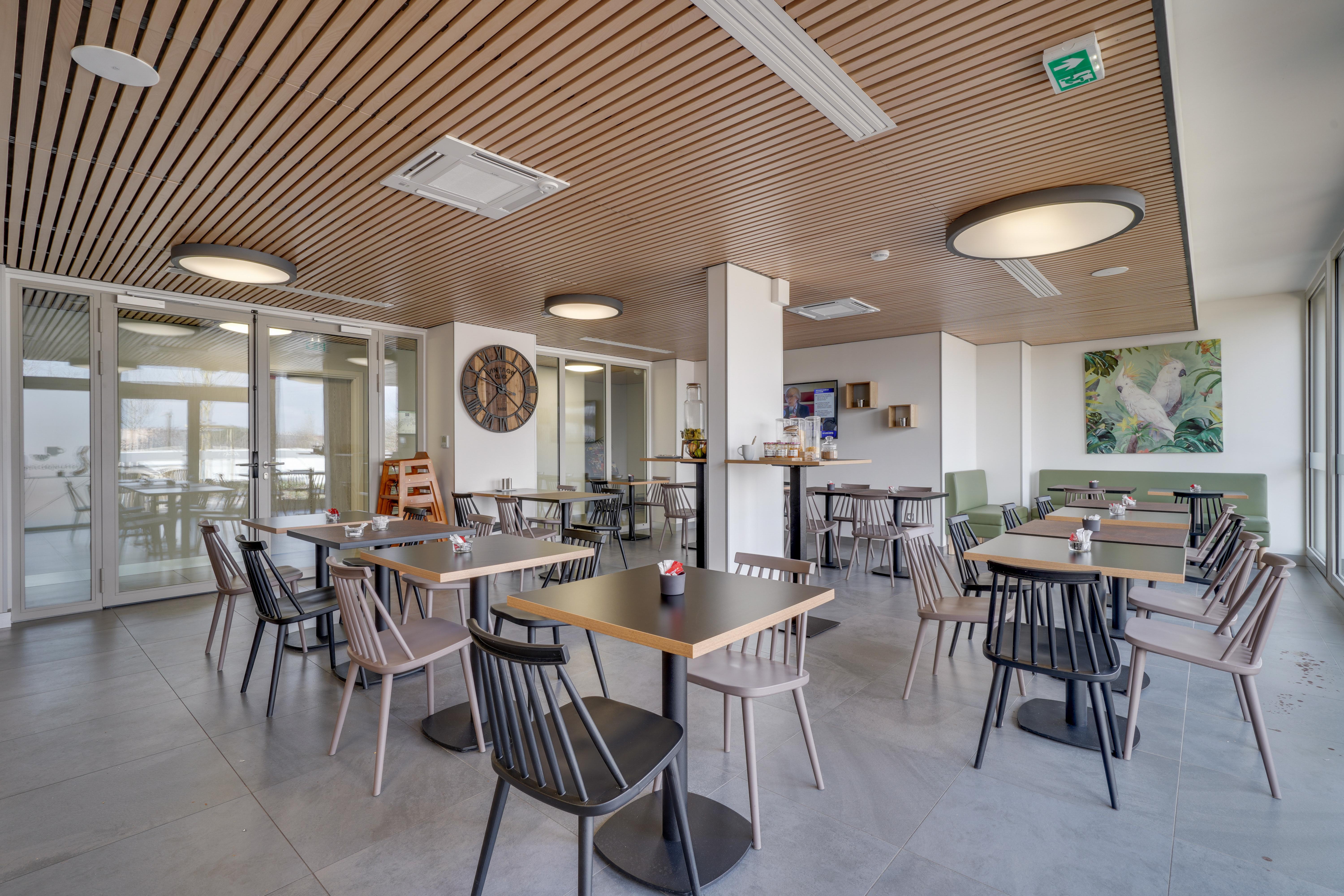 All Suites Appart Hotel Massy Palaiseau Exteriör bild
