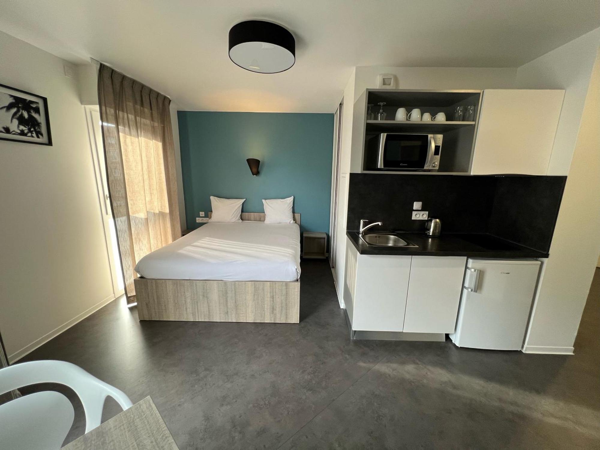 All Suites Appart Hotel Massy Palaiseau Exteriör bild