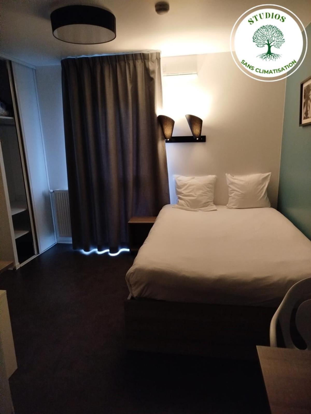All Suites Appart Hotel Massy Palaiseau Exteriör bild