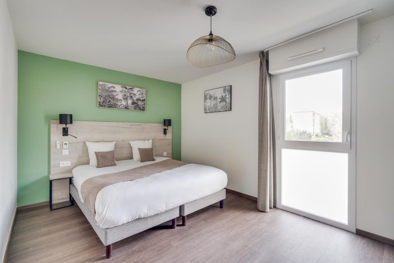 All Suites Appart Hotel Massy Palaiseau Exteriör bild
